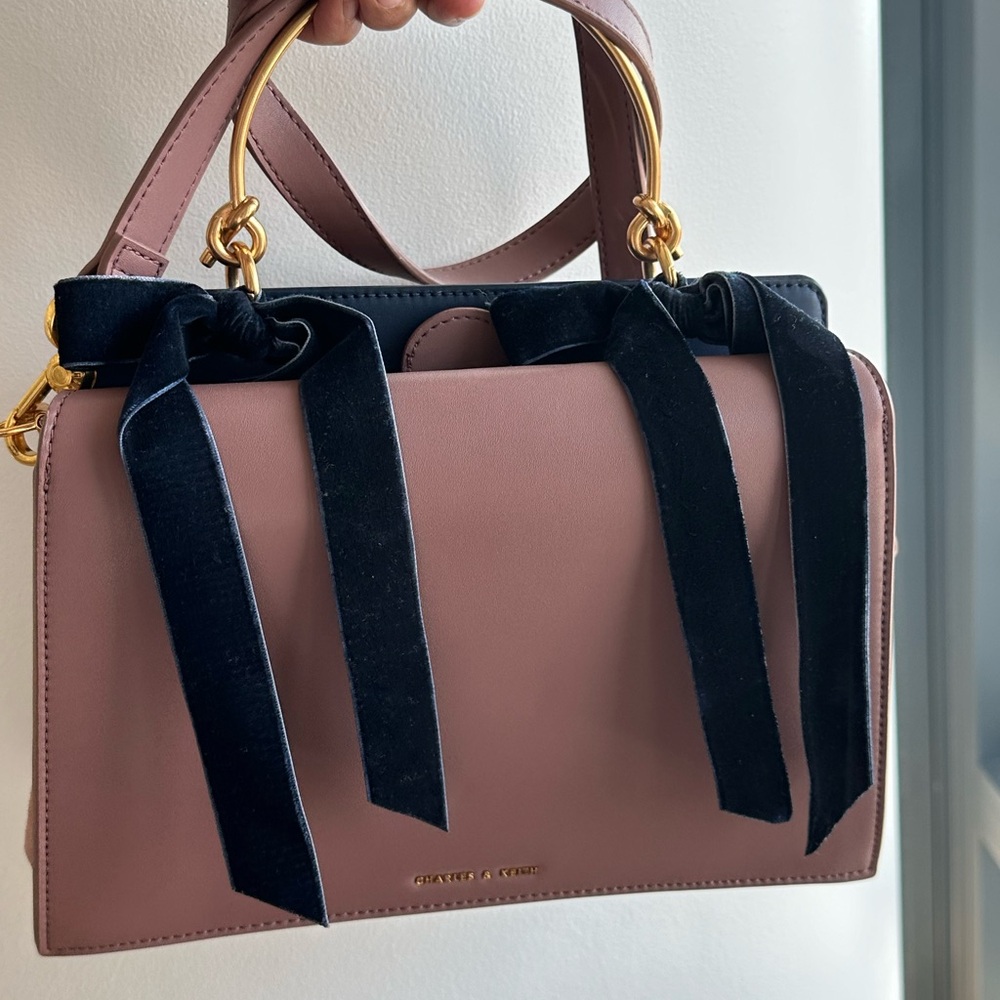 🎀THE PERFECT BOW BAG🎀